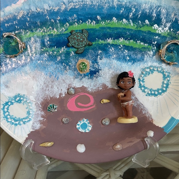 Handmade Upcycled Handpainted Disney Moana Decorative Plate - Picture 3 of 6